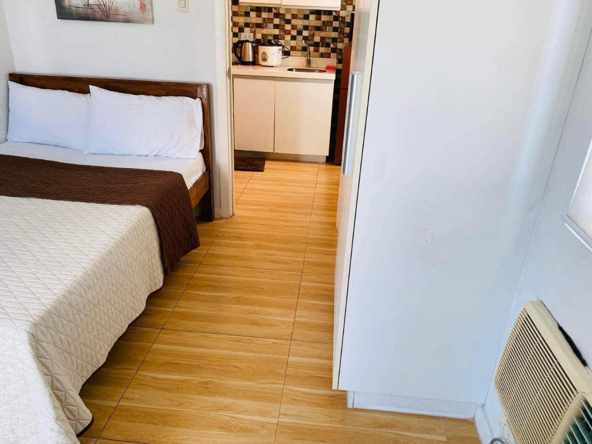 Azure Urban Resort A3 Near Airport Mall With Balcony Wavepool مانيلا المظهر الخارجي الصورة