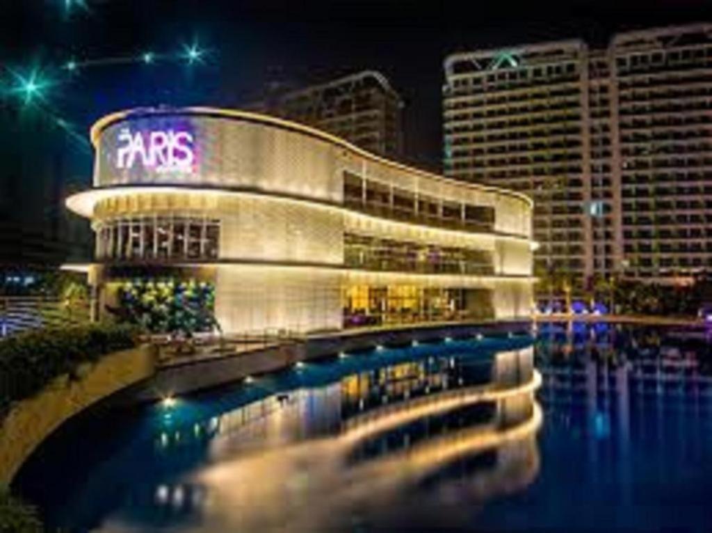 Azure Urban Resort A3 Near Airport Mall With Balcony Wavepool مانيلا المظهر الخارجي الصورة