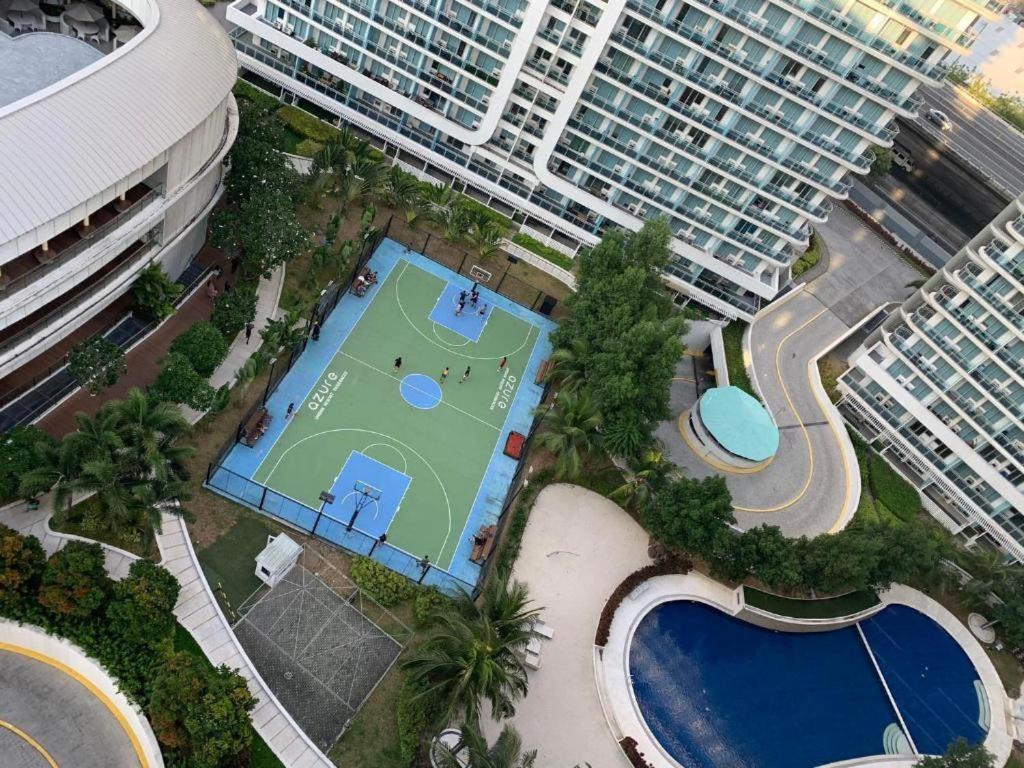 Azure Urban Resort A3 Near Airport Mall With Balcony Wavepool مانيلا المظهر الخارجي الصورة
