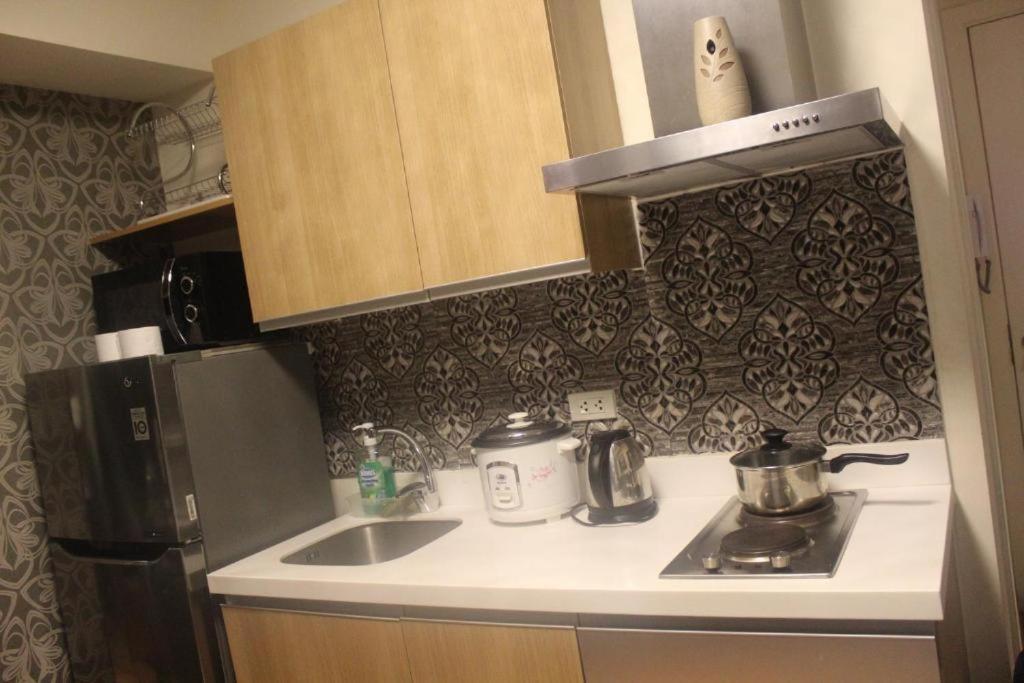 Azure Urban Resort A3 Near Airport Mall With Balcony Wavepool مانيلا المظهر الخارجي الصورة